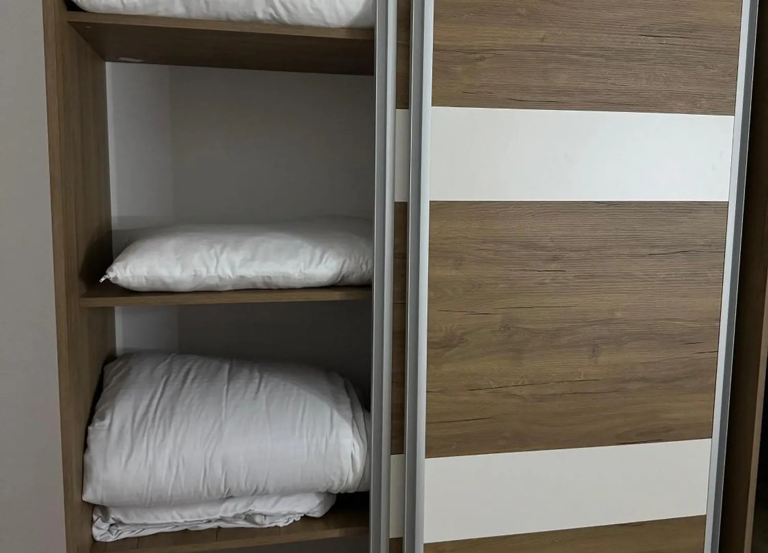 Bright & Roomy Tirana Apartamento